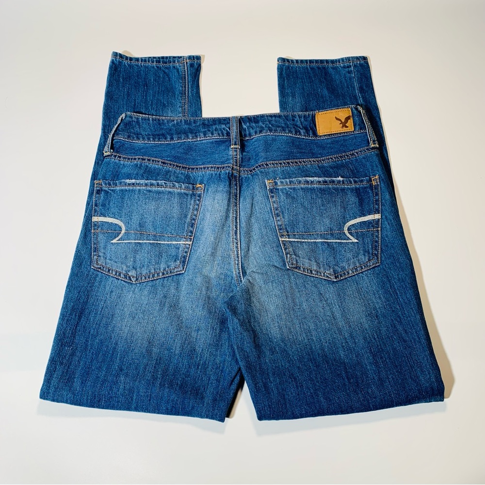 American Eagle jeans Tomgirl jeans distressed high rise jeans women size 2